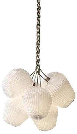 Le Klint THE BOUQUET Medium Chandelier med 7 papirskærme
